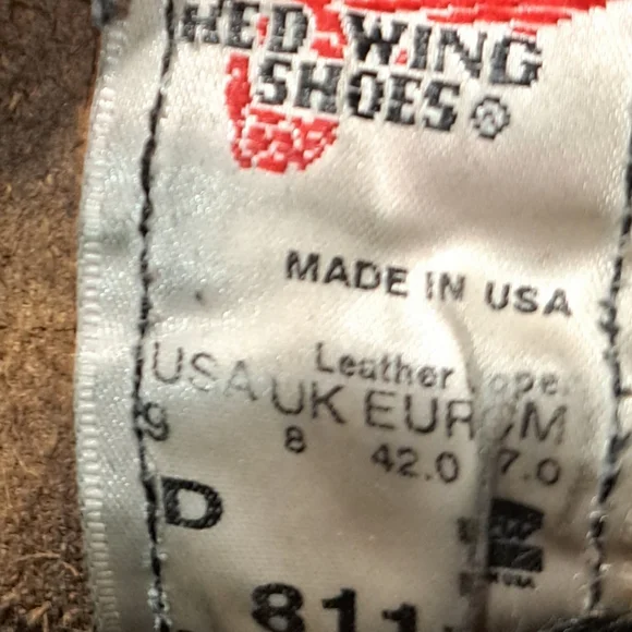 Red Wing Shoes Brown Boots with Lace-Up Design and Sturdy Sole - Picture 5 of 6